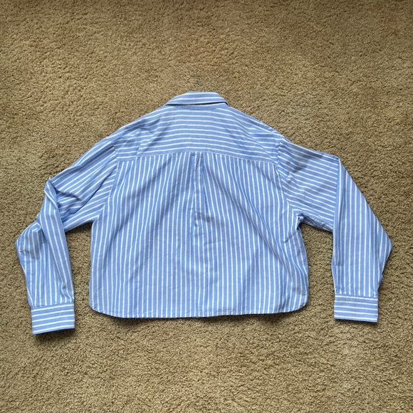 Old Navy NWT Large The Cropped Shirt Blue Striped Button Down Shirt - Picture 6 of 6
